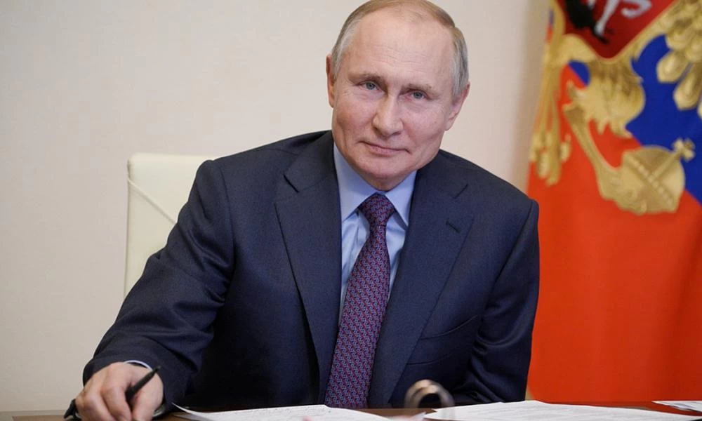 Πούτιν: Έκανε και τη δεύτερη δόση ρωσικού εμβολίου κατά του κορονοϊού